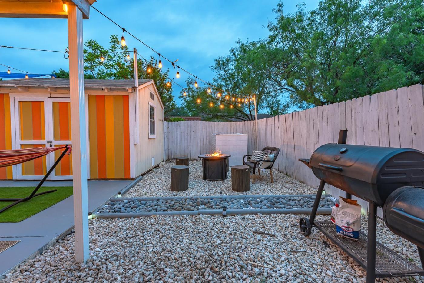 Superb House By Seaworld, Private Pool & Gameroom San Antonio Bagian luar foto
